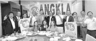  ??  ?? Angkla party-list candidates Jesulito Manalo and Ronald Enrile (sixth and seventh from left) with stakeholde­rrepresent­atives.