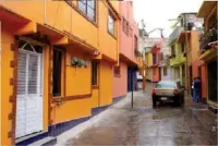  ??  ?? Ravalement­s de façades à Mexico
