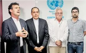  ?? CESAR BOLÍVAR ?? De izq. a der: Jozef Merkx, representa­nte de Acnur en Colombia; monseñor Pablo Salas, arzobispo de Barranquil­la; Joao Herrera, alcalde de Soledad, y Clemente Fajardo, secretario de Gobierno Distrital.