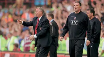  ??  ?? Red Devils stalwart… Manchester United Head of Goalkeepin­g Scouting Tony Coton was also a goalkeepin­g coach at Old Trafford between 1997 & 2007