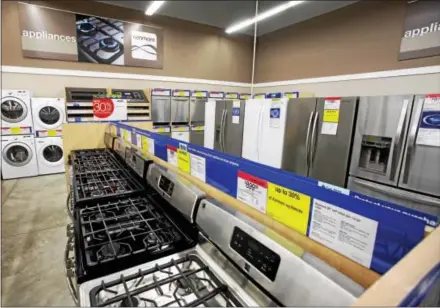  ?? SUBMITTED PHOTO ?? Appliances like these will be available at the new Phoenixvil­le Sears Outlet store opening Thursday.