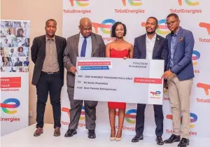  ?? ?? Total Energies MD, Onward Tubela ( second left) and minister Karabo Gare ( second right) at the awards ceremony this week.