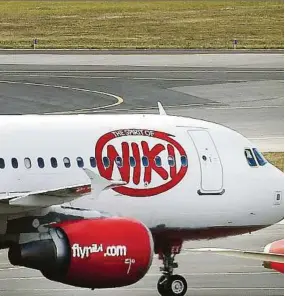  ??  ?? Die Airline Niki kann im Notfall mit einer Finanzspri­tze der Regierung rechnen