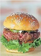  ??  ?? Hamburgues­a. La versión “vacuna” de Impossible Foods.