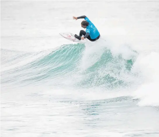  ?? Photo / Derek Morrison ?? Elliot Paerata-Reid, of Piha, in action yesterday during the Open Men’s final at the Health 2000 2020 New Zealand Surfing Championsh­ips held at St Clair, Dunedin.