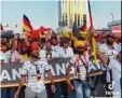  ?? Foto: Tiktok ?? So machen die DFB-FANS in Katar ganz spontan Stimmung.