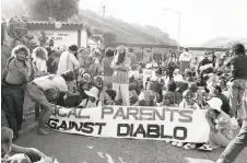  ?? Steve Ringman / The Chronicle 1981 ?? Waves of protests, including this one in 1981, failed to block the opening of the Diablo Canyon nuclear plant in 1985.