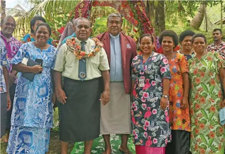  ?? ?? The Assistant Minister for Rural and Maritime Developmen­t and Disaster Management, Jovesa Vocea (with garland) with the villagers of Nawairabe in Navosa after commission­ing the Ecological Purificati­on System project last week.