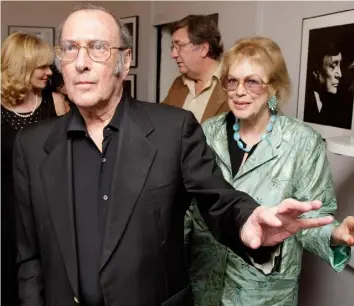  ??  ?? Playwright Harold Pinter pictured with his wife Lady Antonia Fraser, before the opening of Harold Pinter’s ‘No Man’s Land’ at the Gate Theatre. Photo: Frank McGrath