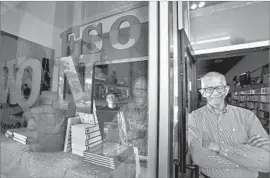  ?? Luis Sinco Los Angeles Times ?? THE AREA has fewer black-owned shops because power and financing are usually controlled by someone other than black people, says Hamilton, left.