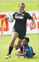  ?? Picture: BA RUGBY ?? Mary Jane Navuru definitely enjoyed her try against Western Drifters.