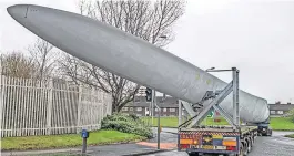  ?? ?? Cargo Turbine blades like this one will be transporte­d on Ayrshire roads