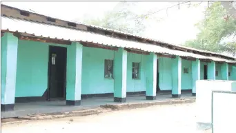  ??  ?? Kanyoka Primary School — Mifananidz­o naMemory Mangombe