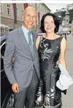  ??  ?? Arbeitsmin­ister Martin Kocher mit seiner Ehefrau Natalie
