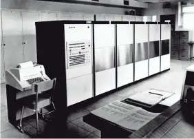  ?? AFP/GETTY IMAGES ?? The “Iris 80” computer of the Compagnie internatio­nale pour l’informatiq­ue is shown Sept. 19, 1969, in Les Clayes-sous-Bois, France.