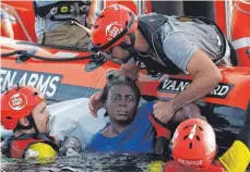  ?? FOTO: AFP ?? Die eindrückli­chen Bilder der geretteten Josefa gingen um die Welt.