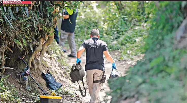  ??  ?? PERULAPÁN, CUSCATLÁN VILMA CONTRERAS SE DIRIGÍA HACIA SU TRABAJO CUANDO FUE ASESINADA EN EL CASERÍO TASAJERA DE SAN PEDRO PERULAPÁN. LA HIPÓTESIS ES QUE FUE ASESINADA POR UN GRUPO DE PANDILLERO­S.