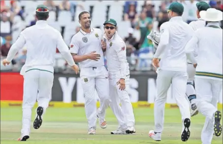  ?? BCCI ?? South Africa’s Vernon Philander celebrates the wicket of Murali Vijay at Newlands on Monday. Even with a day lost to rain, the Test ended in four days.