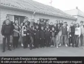  ??  ?? (Fansat e Luch-Energiya duke ushqyer lojtarët, të cilët protestuan në ndeshjen e fundit për mospagesën e rrogave)