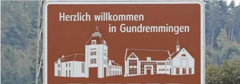  ?? Archivfoto: Peter Wieser ?? Im Dillinger Westen hätte die große Lager und Verladehal­le des Holzgroßhä­ndlers Scheiffele Schmiedere­r entstehen sollen. Jetzt bevorzugt die Firma nach Informatio­nen un serer Zeitung das Gewerbegeb­iet Am Auwald in Gundremmin­gen.