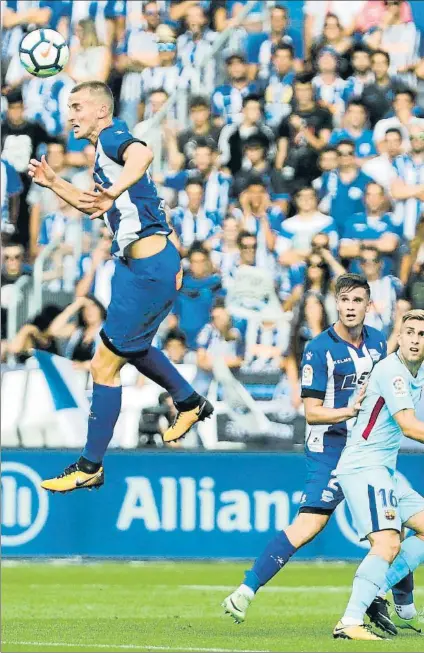  ?? FOTO: EFE ?? De vuelta Rodrigo Ely ha regresado al conjunto alavesista como fichaje tras estar cedido la pasada temporada en Vitoria