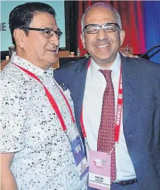 ?? /CORTESIA ?? Carlos Cordeiro (derecha) junto a Luis Montoya, en la elección para presidente de USSoccer.