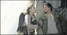  ?? CONTRIBUTE­D BY CHIABELLA JAMES/UNIVERSAL PICTURES VIA AP ?? Annabelle Wallis, left, and Tom Cruise star in “The Mummy.”