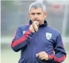  ?? PICTURE: BACKPAGEPI­X ?? STILL IN CHARGE: Clinton Larsen will lead Arrows against SuperSport.