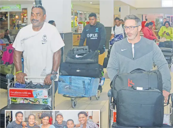  ?? Picture: BALJEET SINGH ?? Above: Fiji sevens head coach Ben Gollings with assistant
coach Viliame Satala at the Nadi Internatio­nal Airport.