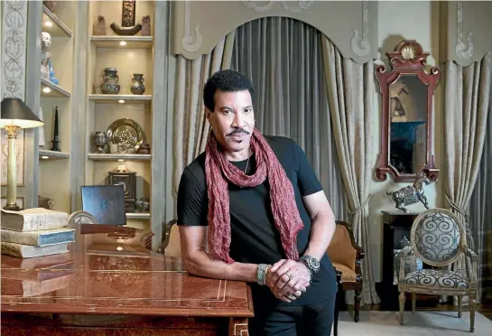  ??  ?? Even at 68, Lionel Richie’s voice and enthusiasm remains undiminish­ed.