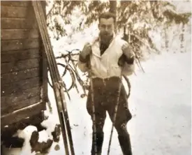  ?? FOTO: UR NILSSONS FAMILJEALB­UM ?? Derrick Nilsson 20, dagen före den ödesdigra expedition då han miste vänstra armen.