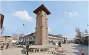  ??  ?? Security jawans stand guard at Lal Chowk during restrictio­ns imposed by authorties as separatist groups have called for a general strike against Afzal Guru’s hanging in Srinagar on Thursday PTI