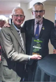  ?? ?? Denis O’Sullivan pictured with Larry McCarthy, Uachtarán Cumann Lúthchleas Gael, at the recent book launch in Croke
Park, Dublin.