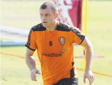  ?? Picture: TARA CROSER ?? COMMITTED: Avraam Papadopoul­os wants to remain at Roar beyond this season.