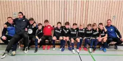 ?? FOTO: UNREIN ?? Lange Bank: Die D-Junioren des FC Einheit Bad Berka wurden in Rudolstadt beim Neujahrstu­rnier der SG Teichel/Remda/Teichröda Fünfte.