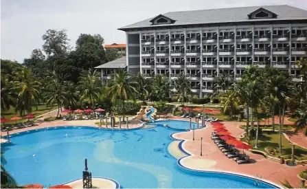  ??  ?? Cashing out: File picture of Thistle Port Dickson Resort. GuocoLand Malaysia says the proposed disposal of Thistle Port Dickson, Thistle Johor Baru and JB Parade will enable it to realise its investment­s in these assets.