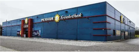  ?? Foto: Rudi Penk ?? Der schärfere neue Glücksspie­lstaatsver­trag könnte das Aus für das Merkur-casino bedeuten.