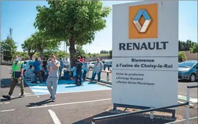  ??  ?? The government announced the loan last month, but said it was conditiona­l on a commitment from Renault to maintain jobs and core operations in France.