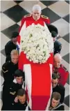  ?? STEFAN WERMUTH/ AFP/ GETTY IMAGES ?? Pall bearers, top, set down the coffin of former British prime minister Margaret Thatcher at St. Paul’s Cathedral in London on Wednesday. The bearer party was made up of personnel from the three branches of the military, above left. Above right,...