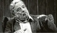  ?? Foto: Charles Krupa, dpa ?? Songs schreiben war für Stephen Sondheim wie Kreuzwortr­ätsel lösen: Es erfordere eine gewisse Anstrengun­g, Ordnung ins Chaos zu bringen.