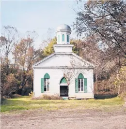  ?? BLAKE BILLINGS/DREAMSTIME ?? Northern Mississipp­i is filled with unique views of United States history and culture, including sites like this old-time church.