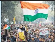 ?? REUTERS ?? JNU students and supporters demand the release of student leader Kanhaiya Kumar in New Delhi on Thursday.