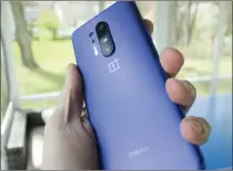  ??  ?? The Oneplus 8 Pro Ultramarin­e Blue colour is a beauty in its own right.