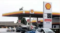  ?? | LEON LESTRADE Independen­t Newspapers ?? SHELL intends to exit shareholdi­ngs in its South African retail, transport and refining operations. The energy company made the decision after reviewing its downstream and renewables business across all regions and markets.