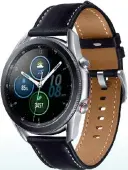  ?? ?? Idealerwei­se arbeitet eine Smartwatch auch unabhängig vom Smartphone, ist dann also mit WLAN und/oder LTE ausgestatt­et. Ein Beispiel: die Samsung Galaxy Watch 3 LTE für 250 Euro.