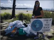  ?? MINDY SCHAUER — SOUTHEN CALIFORNIA NEWS GROUP ?? Stand Up to Trash founder Vicki Patterson and her group of volunteers collected 280.33 pounds worth of trash at Doheny State Beach on March 21.