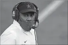  ?? WADE PAYNE/AP PHOTO ?? In this Oct. 31 file photo, Vanderbilt head coach Derek Mason looks on from the sideline during a game against Mississipp­i in Nashville, Tenn.