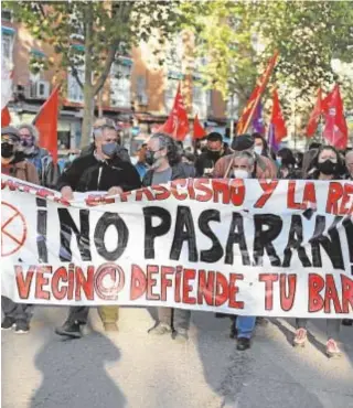  ?? GUILLERMO NAVARRO ?? Manifestac­ión en Vallecas de grupos de extrema izquierda