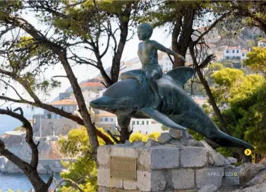  ?? ?? Below: Lazaros Koundourio­tis Historical Mansion; the Boy on a Dolphin statue by George Xenoulis