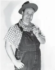  ?? NBC ?? Joe Kelly, the host of the National Barn Dance, circa 1944.